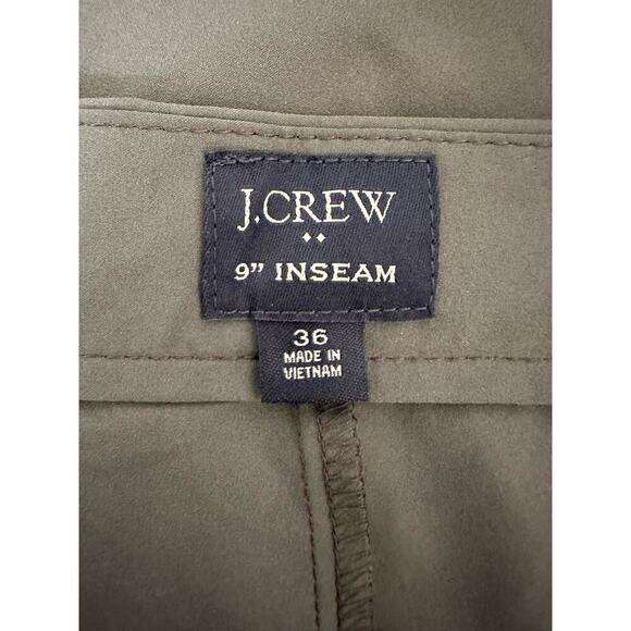 J. Crew 9" Dark Gray Tech Shorts Men’s Size 36 - Picture 3 of 5
